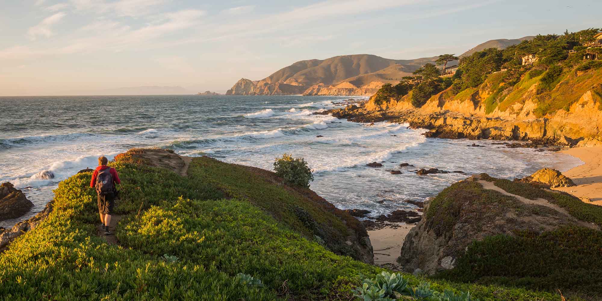 HI Point Montara Lighthouse Hostel - HI USA