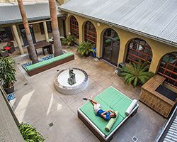 HI Los Angeles Santa Monica Hostel Courtyard.