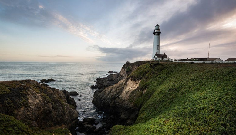 PIgeon Point lighthouse at sunset