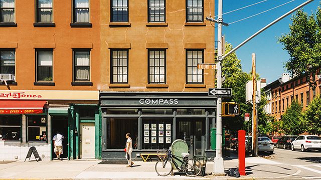 a street view in cobble hill, brooklyn