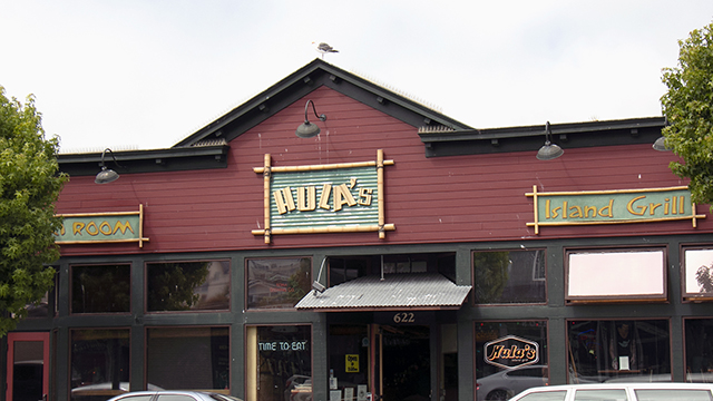 exterior of hula's grill in monterey
