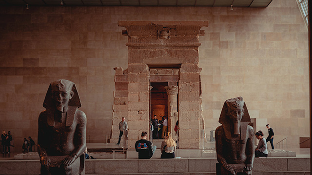 people exploring the Metropolitan Museum of Art in New York CIty